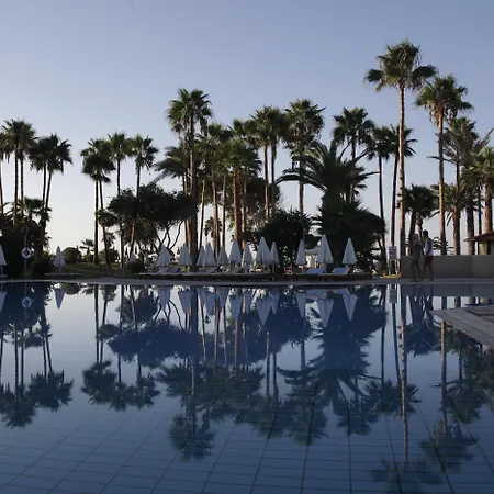 Leonardo Plaza Cypria Maris & (adults Only) Hotel