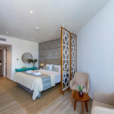 莱昂纳多广场塞浦路斯马里斯海滩酒店及spa 4*