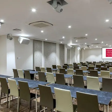 莱昂纳多广场塞浦路斯马里斯海滩酒店及spa 酒店